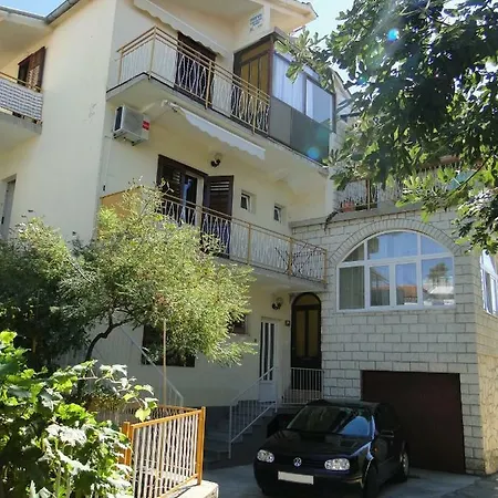 Stipe Apartment