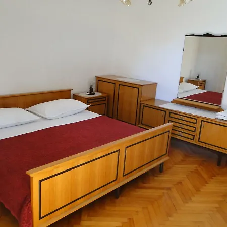 Stipe Apartment